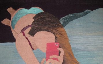 A strange Tinder story: flirting in the meta-reality