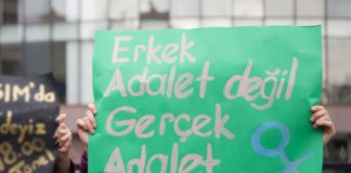 What does a feminist perspective on legal support in the fight against violence show us?