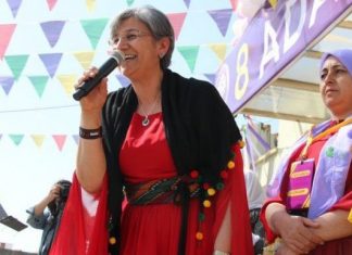 We, the women, will abide by the motto: “if not pushed, no dictator will fall” / Interview with Leyla Güven