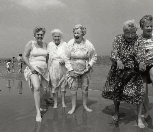 Age Relations in Feminism: Marginal(ized) Aged Body